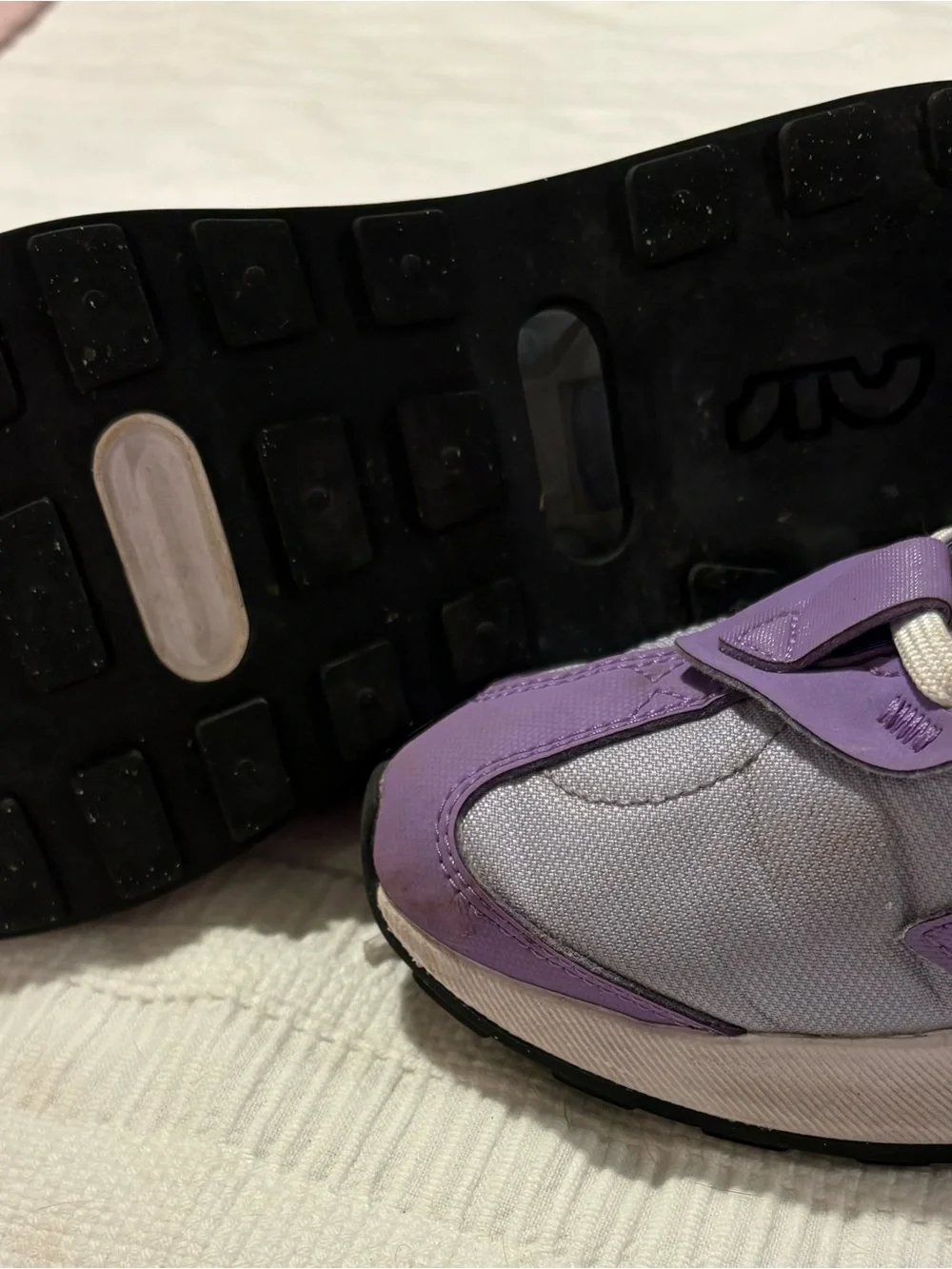 Nike Air Max Pre-Day Sneakers - Picture 2 of 3